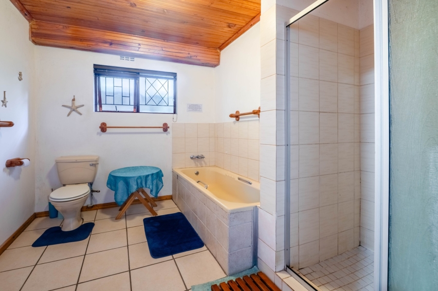 5 Bedroom Property for Sale in Old Place Western Cape